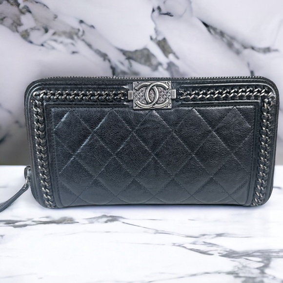 Chanel calf leather distressed chain around long zip wallet - Picture 1 of 11